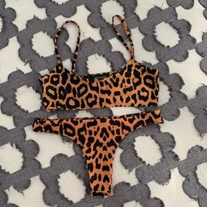 PRETTYLITTLETHING bikini!